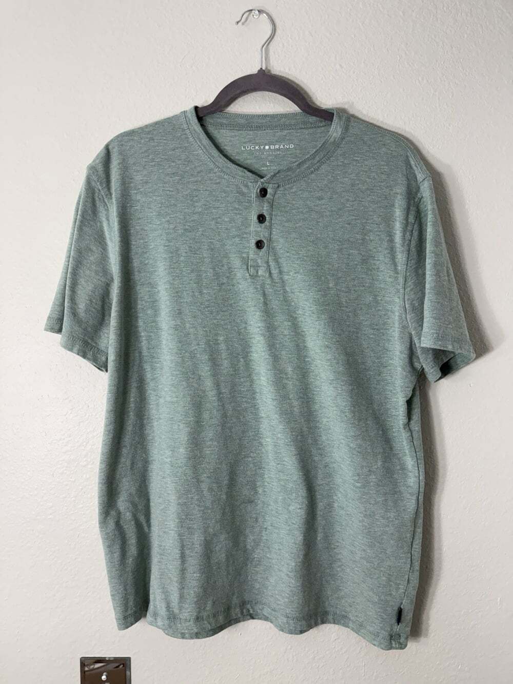 Lucky Brand Men’s Mint Green Button Up Tee - Large